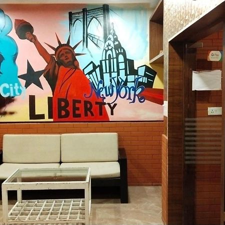 Restr Inn Nagpur Ngoại thất bức ảnh