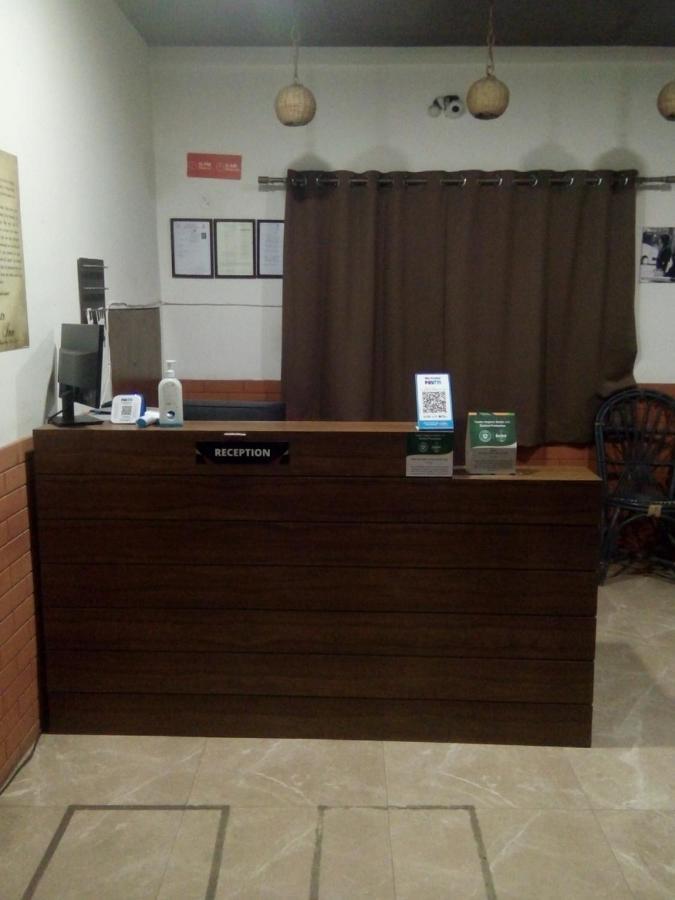 Restr Inn Nagpur Ngoại thất bức ảnh