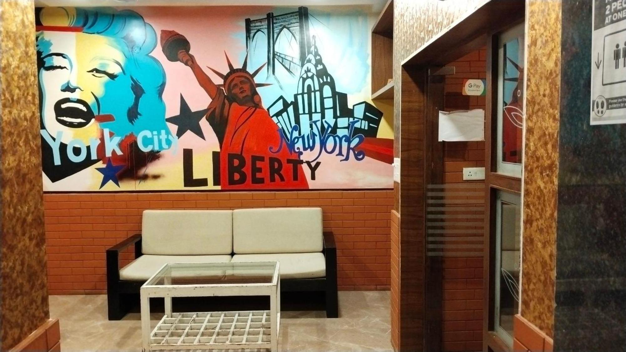 Restr Inn Nagpur Ngoại thất bức ảnh